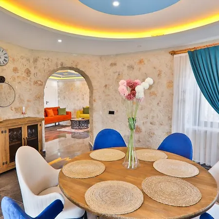 فندق Sandak 2 4*
